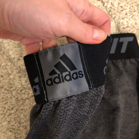 Adidas techfit gray leggings size medium - Picture 5 of 7
